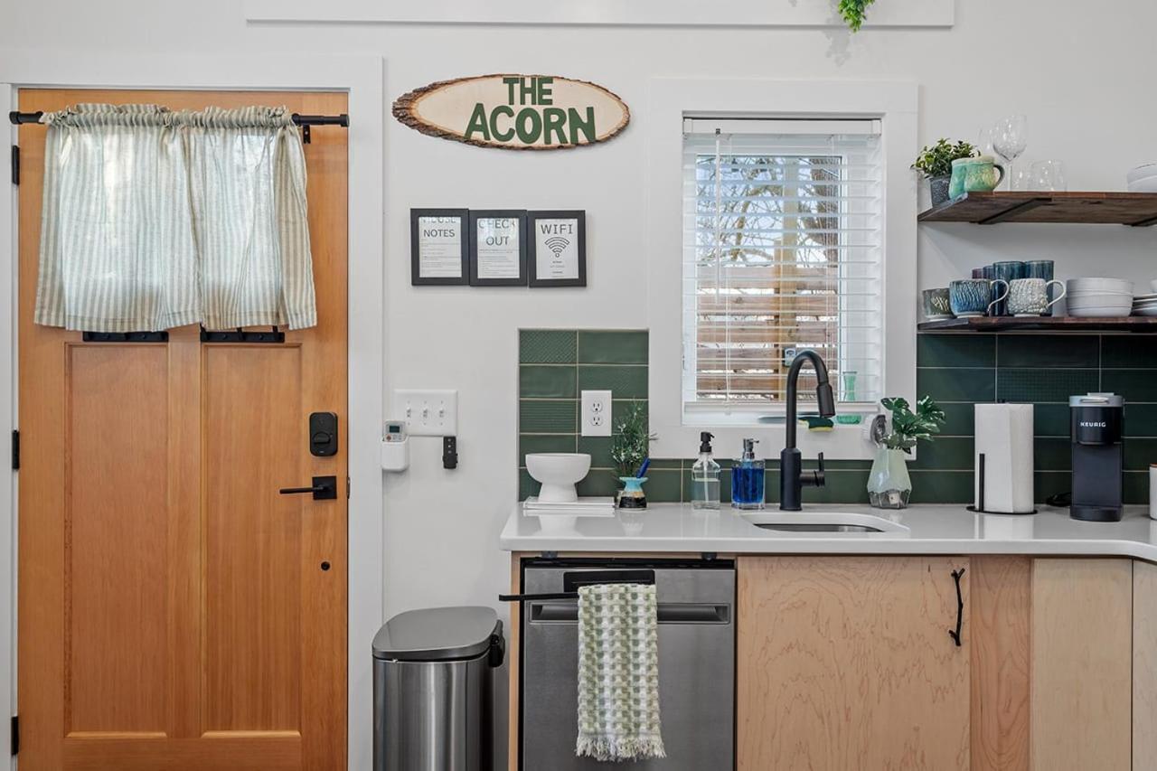 The Acorn - Tiny House In Historic Oakwood Villa Raleigh Ngoại thất bức ảnh
