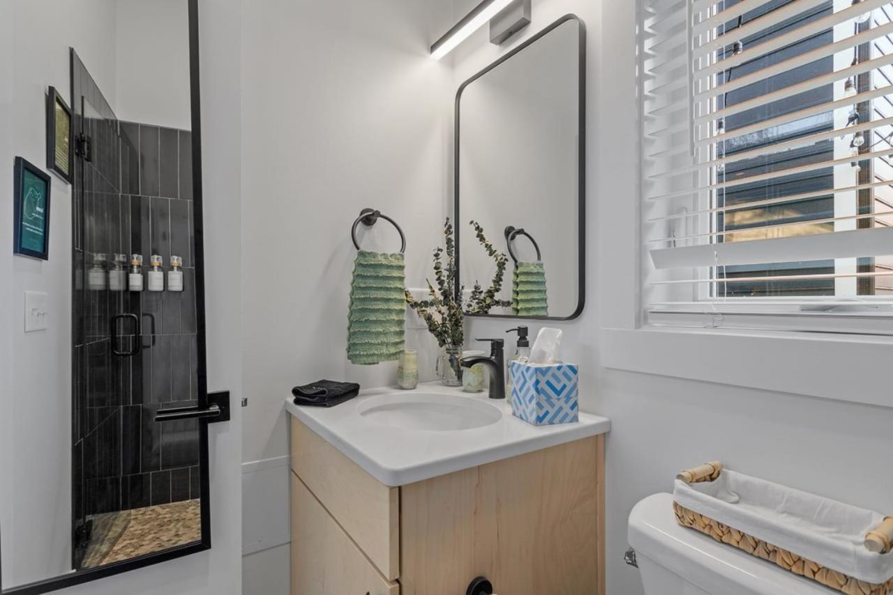 The Acorn - Tiny House In Historic Oakwood Villa Raleigh Ngoại thất bức ảnh